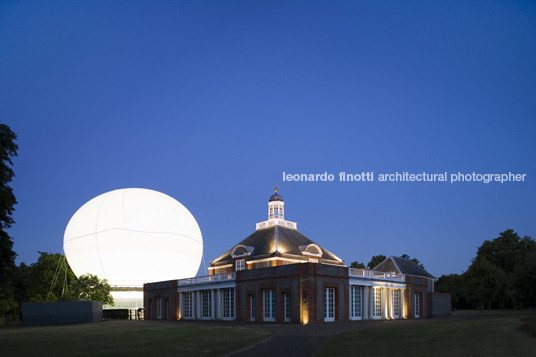 serpentine pavilion 2006 oma