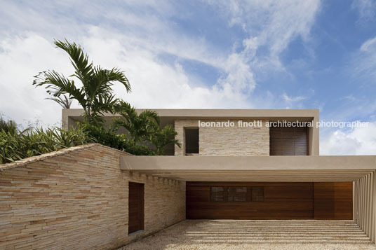 house in praia dos lagos sotero arquitetos