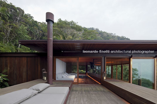 casa amb - taguaíba bernardes+jacobsen