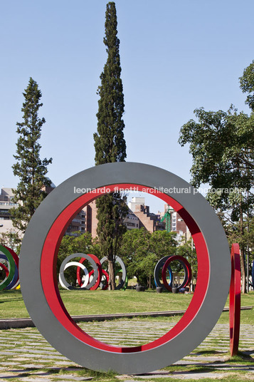 parque del bicentenario susana lescano