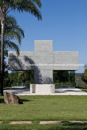 chapel at gurita farm gustavo penna