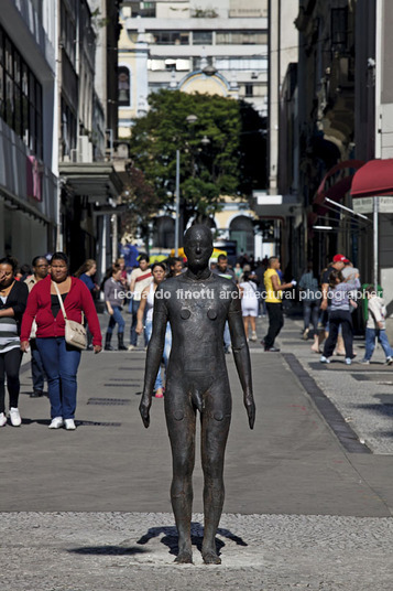 antony gormley: event horizon marcello dantas