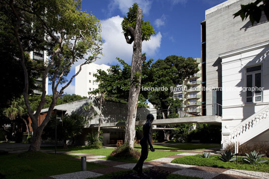 palacete das artes rodin bahia brasil arquitetura