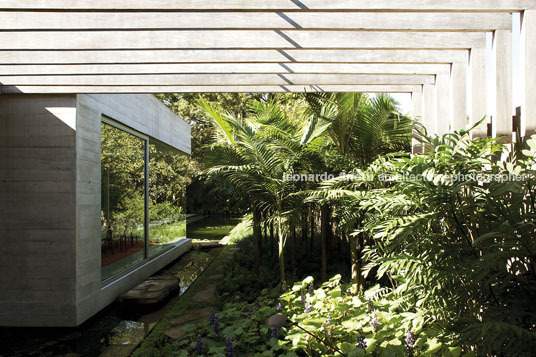 casa yucatan isay weinfeld