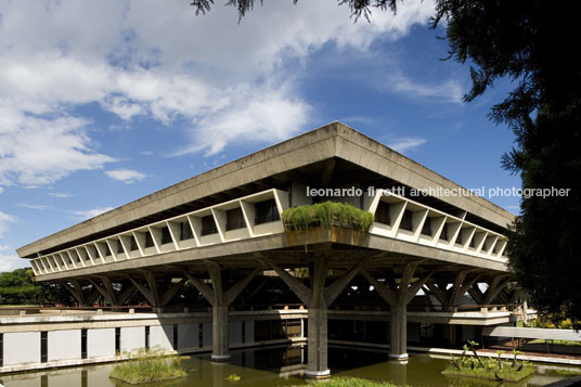 italian embassy pier luigi nervi