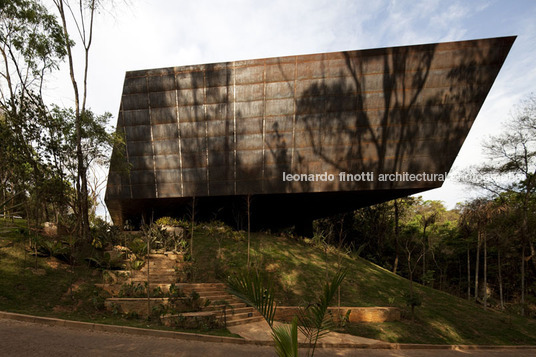 galeria miguel rio branco - inhotim arquitetos associados