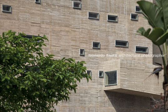 praça das artes brasil arquitetura