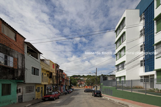 iguaçu dwelling marcelo suzuki