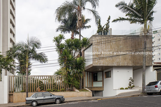 hl house finotti arquitetura e urbanismo