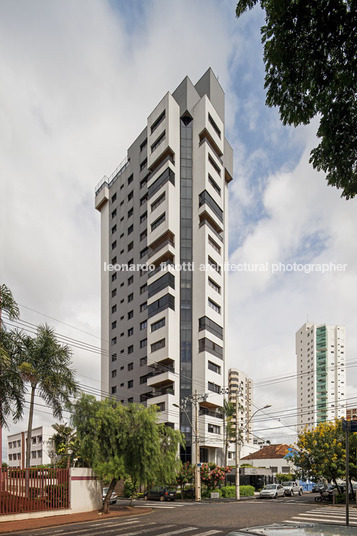 rita fonseca building finotti arquitetura e urbanismo