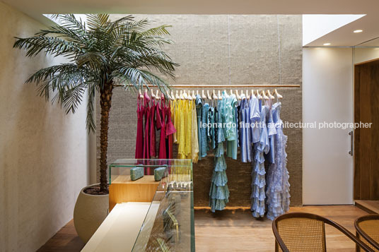 martha medeiros store play arquitetura