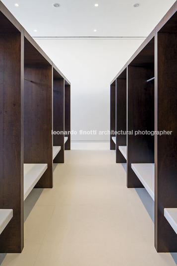 body tech - iguatemi isay weinfeld