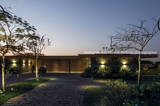 casa sw - fazenda boa vista jacobsen arquitetura