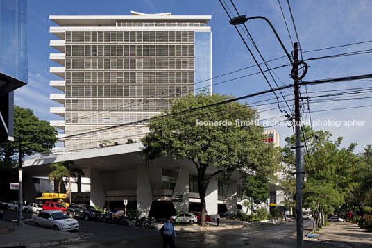 hotel guaraní  julio ramón velázquez alcaraz