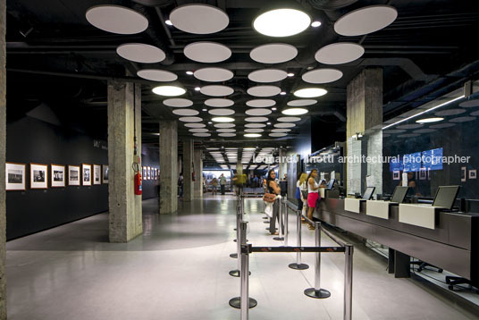 cinema itaú - botafogo metro arquitetos