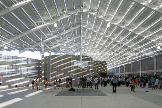 arena do morro herzog & de meuron