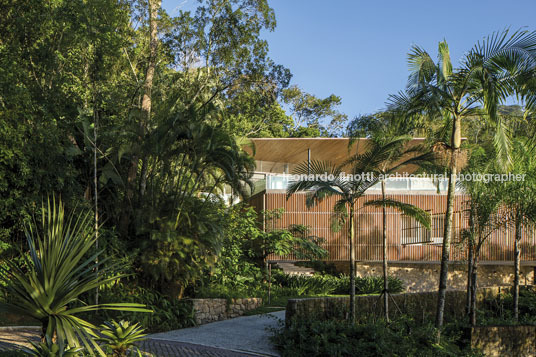 casa delta - são pedro bernardes arquitetura