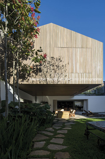 casa dos pátios isay weinfeld