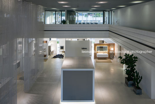 talsee showroom burkard meyer architekten