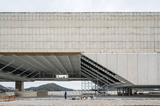 cais das artes paulo mendes da rocha