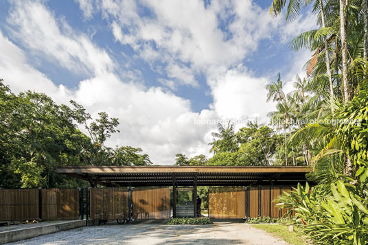 barra do una pavilion apiacás arquitetos