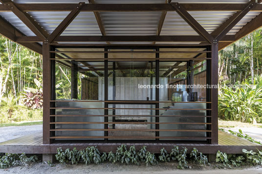 barra do una pavilion apiacás arquitetos