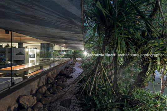 casa gerber paulo mendes da rocha