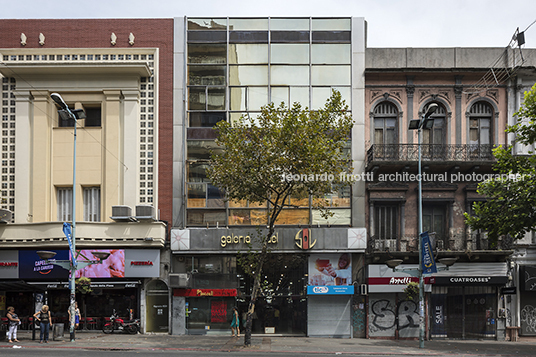 montevideo snapshots several authors