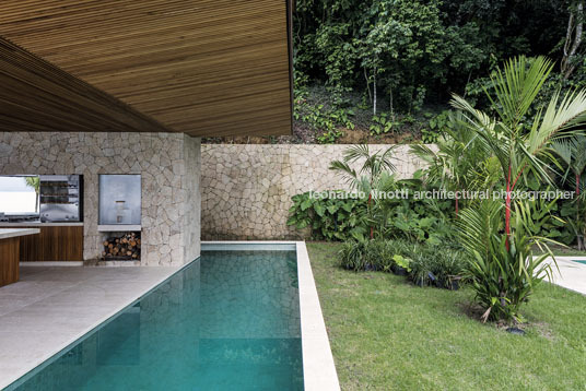 casa ab jacobsen arquitetura