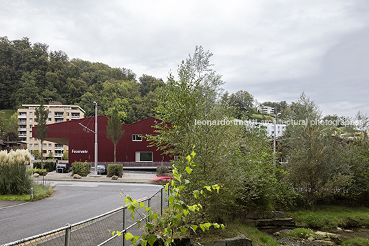 feuerwehr und werkhofgebäude eichenspes masswerk architekten