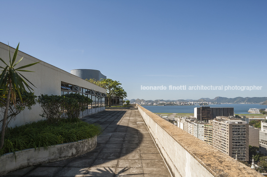 palácio capanema (antigo mes) oscar niemeyer