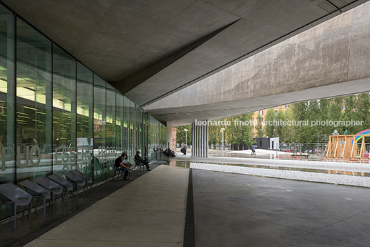 maxxi museum zaha hadid