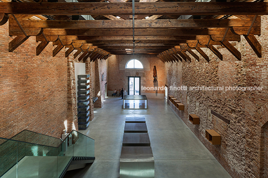 punta della dogana museum tadao ando