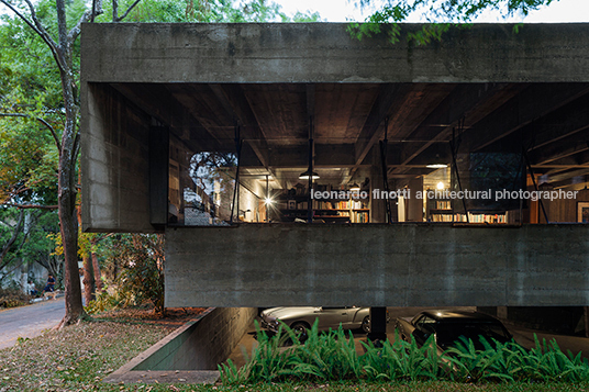 casa butantã paulo mendes da rocha