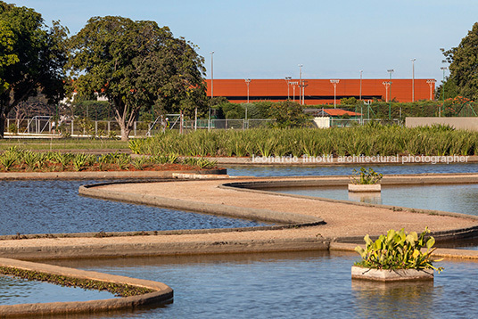 praça dos cristais burle marx