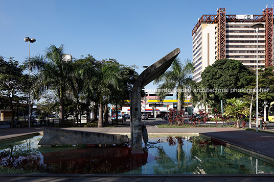 9 de novembro memorial oscar niemeyer