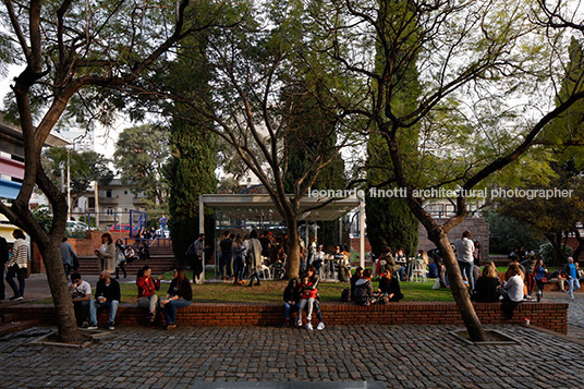 montevideo snapshots several authors