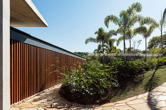 casa origami - fazenda boa vista bernardes arquitetura