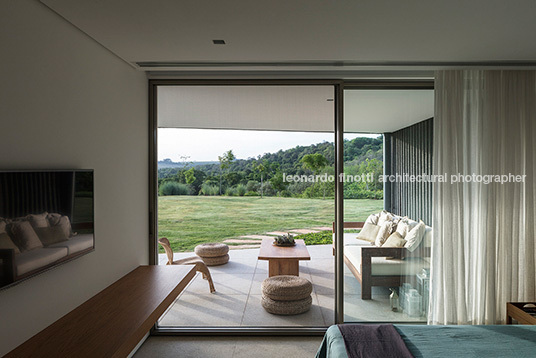 casa origami - fazenda boa vista bernardes arquitetura