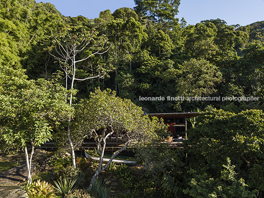 mamanguá bernardes arquitetura