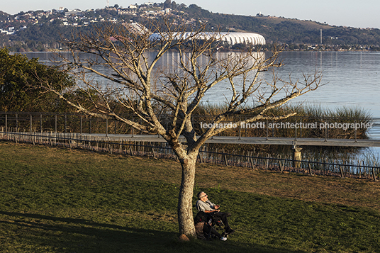 parque urbano da orla de guaíba jaime lerner