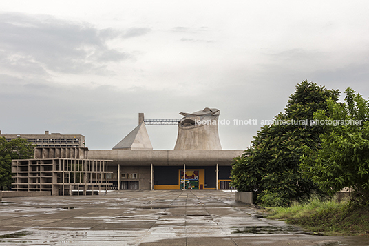 palace of assembly le corbusier