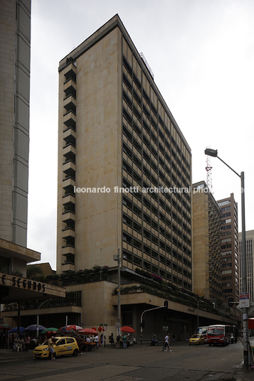 edificio coltabaco obregon & valenzuela