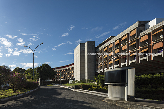 secretarías do centro administrativo da bahia joão filgueiras lima (lelé)