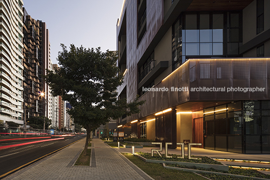 edifício roc baggio schiavon arquitetura