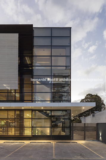showroomayoshii baggio schiavon arquitetura