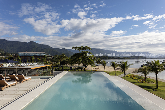 fasano angra dos reis bernardes arquitetura