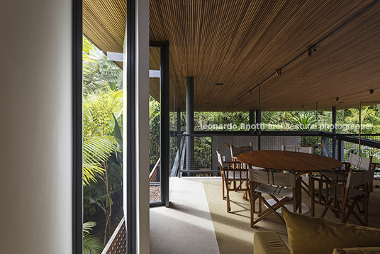 casa rma - iporanga bernardes arquitetura