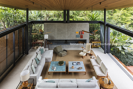 casa rma - iporanga bernardes arquitetura