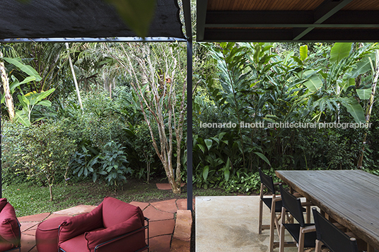 casa rma - iporanga bernardes arquitetura